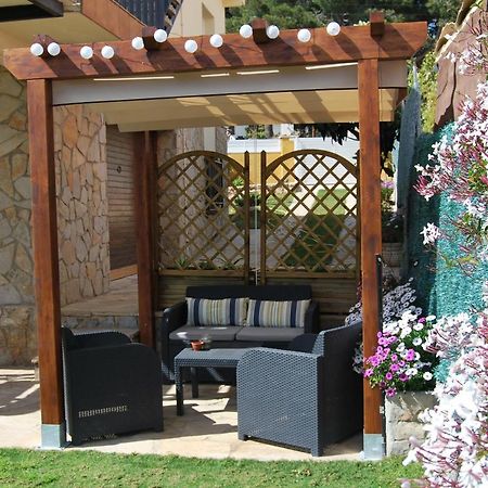 Sunny Holiday Home Creixell Exterior foto