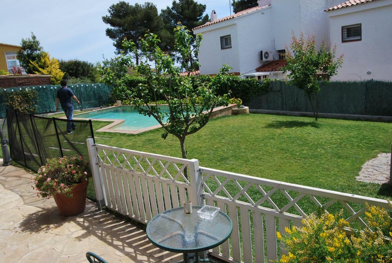 Sunny Holiday Home Creixell Exterior foto